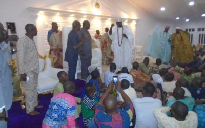 Travelogue: Another Day With The Ooni of Ife, Opa Oranmiyan & The House With The Lake